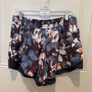 Lululemon Go The‎ Distance Short Blue Black Butterfly Size 10